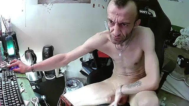 Snapshot of Aktorihann chatting on 05-19-26, 03:35 Aktorihann online show from 05-19-26, 03:35