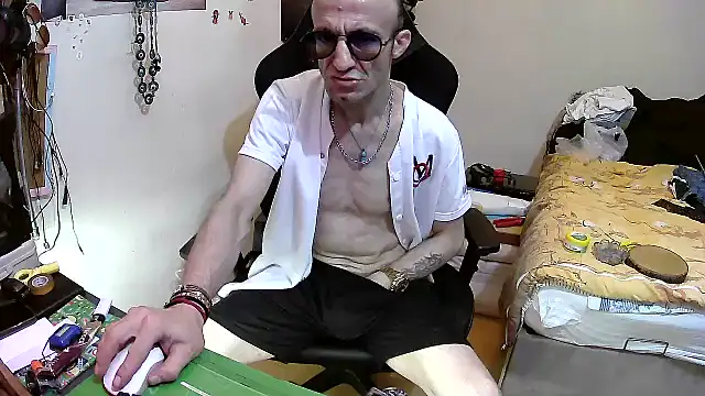 Aktorihann online show from 07-29-26, 07:06