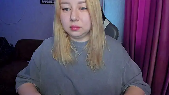 Milafoxxxy online show from 11-11-25, 10:15