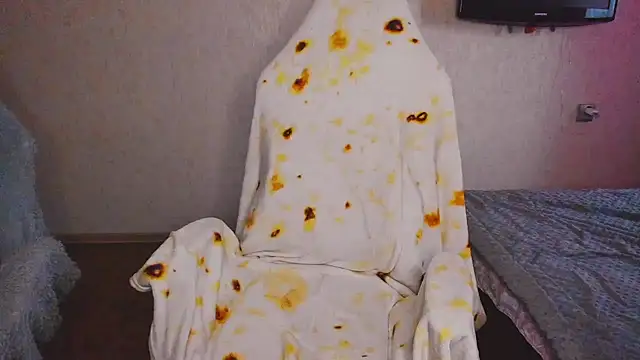 Milafoxxxy online show from 03-31-26, 08:37