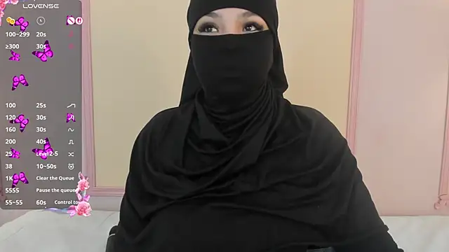Snapshot of nashi_ra chatting on 04-25-26, 01:41 nashi ra online show from 04-25-26, 01:41