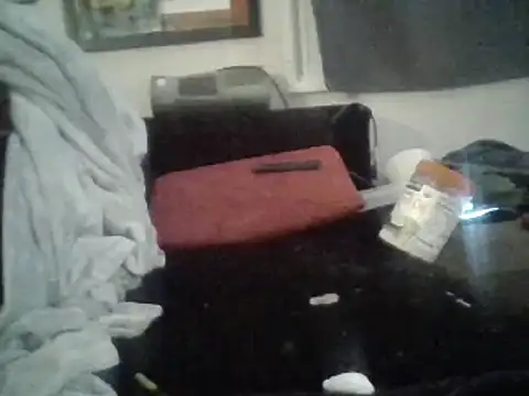 Snapshot of den-rock4u chatting on 12-29-24, 02:42 den-rock4u online show from 12-29-24, 02:42