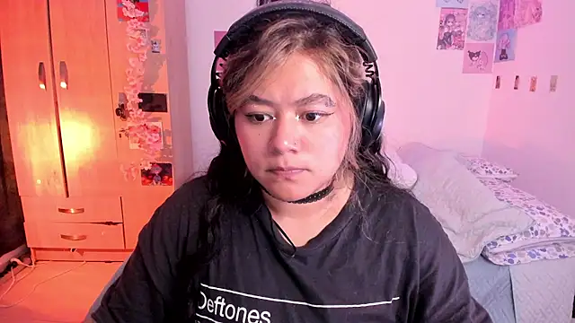 StephaniFox online show from 03-11-25, 12:33