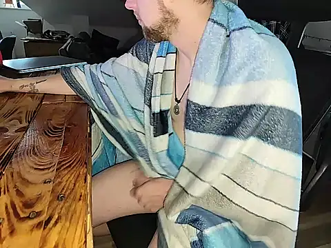 Snapshot of twinkish_90 chatting on 12-04-25, 07:50 twinkish 90 online show from 12-04-25, 07:50