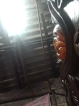 HotSexyBoudi online show from 10-18-25, 09:21