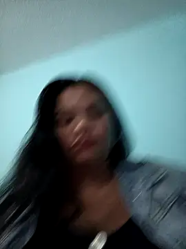 Julieta-tits online show from 12-18-24, 11:19