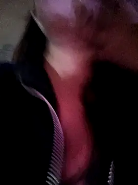 Julieta-tits online show from 01-11-25, 12:33