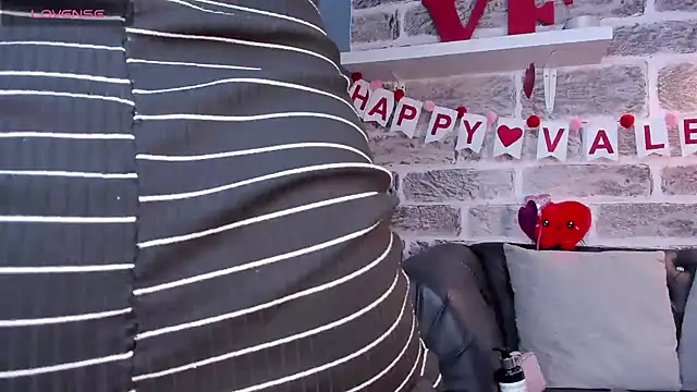 Tamaraakins online show from 02-12-25, 05:05