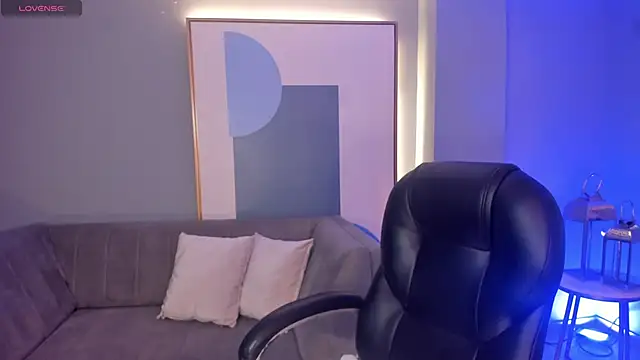 ViolettCastel online show from 02-04-25, 07:55