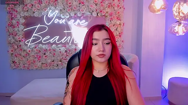 ViolettCastel online show from 03-17-25, 07:48