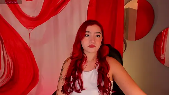 ViolettCastel online show from 09-15-25, 07:47