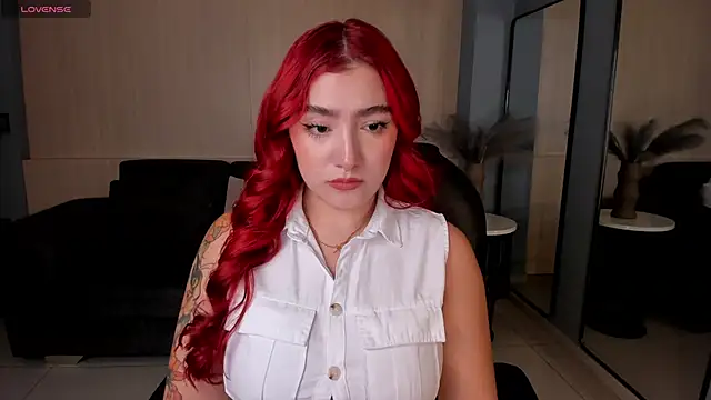 ViolettCastel online show from 09-28-25, 04:23