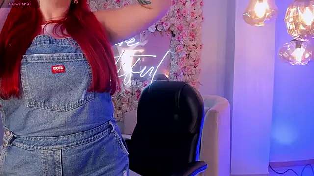 ViolettCastel online show from 10-26-25, 11:16