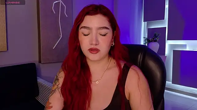 ViolettCastel online show from 12-21-25, 11:28