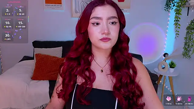 Snapshot of ViolettCastel chatting on 06-20-26, 12:25 ViolettCastel online show from 06-20-26, 12:25