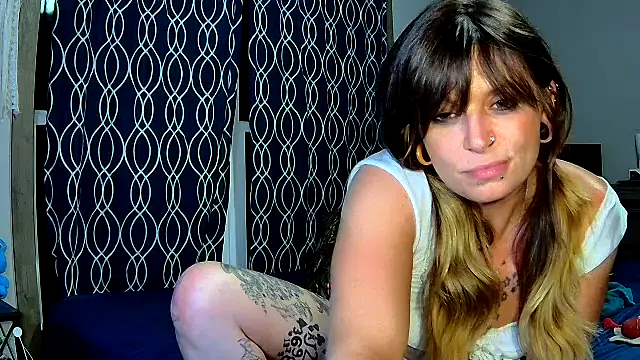 ZeelaXoXo online show from 09-20-25, 04:13