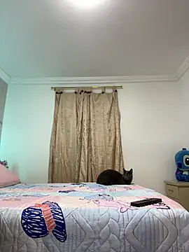 Snapshot of Kimmymadison- chatting on 06-04-26, 10:38 Kimmymadison- online show from 06-04-26, 10:38