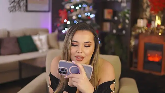 EvaSunderland online show from 12-20-24, 11:58