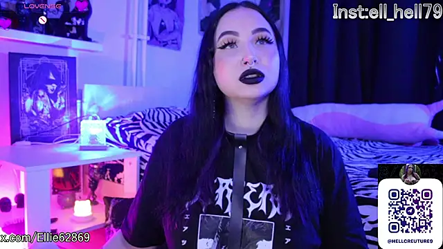 Kitty goth online show from 10-24-25, 06:48