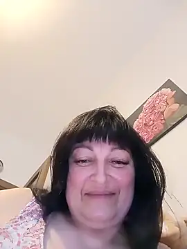 Snapshot of Women-pleasures chatting on 12-28-24, 11:30 Women-pleasures online show from 12-28-24, 11:30