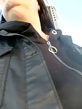 Snapshot of Women-pleasures chatting on 09-30-25, 06:18 Women-pleasures online show from 09-30-25, 06:18