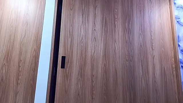 Molly ADY online show from 10-22-25, 05:41