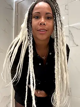 HaileyDiana online show from 10-02-25, 09:38