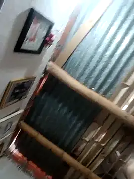 Snapshot of Restrepo300 chatting on 09-10-25, 01:11 Restrepo300 online show from 09-10-25, 01:11