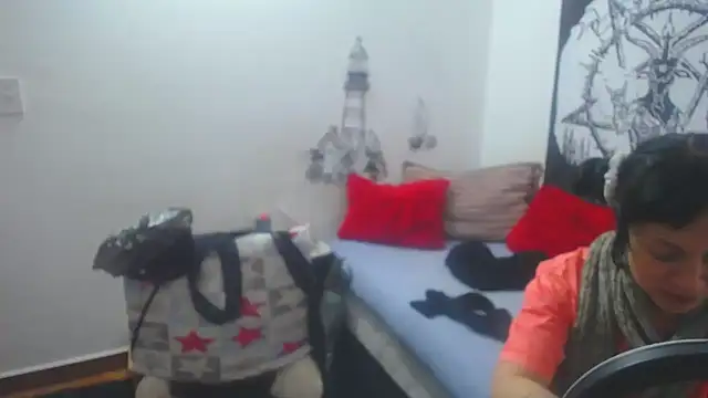 Snapshot of lili_peach chatting on 03-06-25, 08:48 lili peach online show from 03-06-25, 08:48