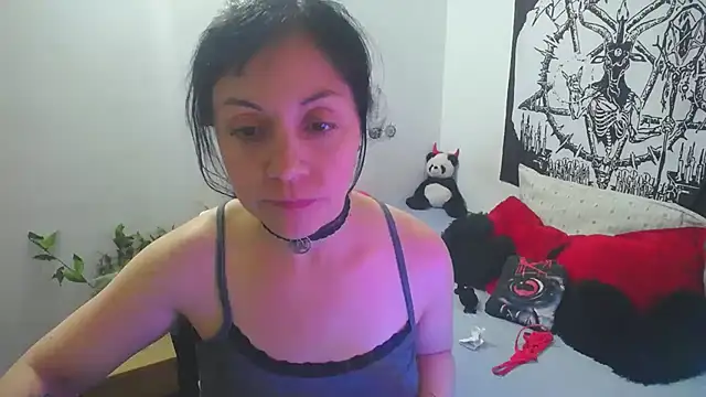 Snapshot of lili_peach chatting on 03-12-25, 11:44 lili peach online show from 03-12-25, 11:44