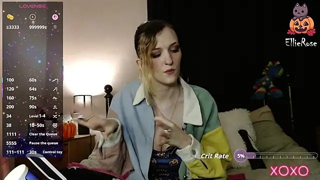 EllieeRose online show from 10-31-25, 08:21