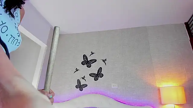 Snapshot of LyaEvanss chatting on 03-07-25, 09:18 LyaEvanss online show from 03-07-25, 09:18