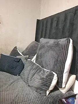 Petrossa online show from 04-20-26, 06:16