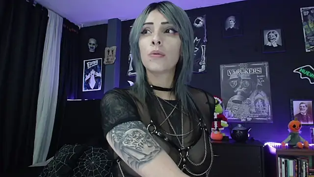 Snapshot of Goddess_Mortem chatting on 12-16-25, 10:04 Goddess Mortem online show from 12-16-25, 10:04