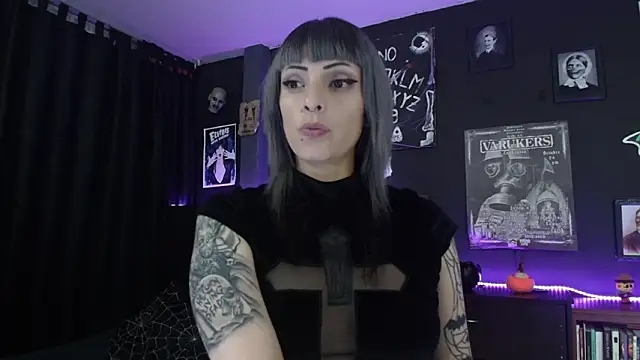 Snapshot of Goddess_Mortem chatting on 02-09-26, 11:09 Goddess Mortem online show from 02-09-26, 11:09