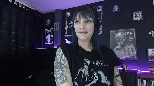 Snapshot of Goddess_Mortem chatting on 03-04-26, 10:38 Goddess Mortem online show from 03-04-26, 10:38