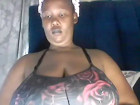 Snapshot of NippleMilkXx chatting on 11-03-25, 06:47 NippleMilkXx online show from 11-03-25, 06:47