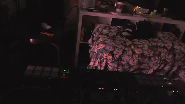 trash4cash online show from 01-31-25, 04:47