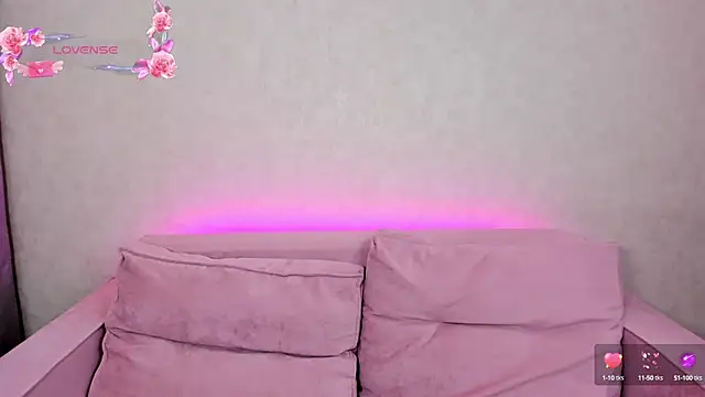 Snapshot of Erika_Carpenter chatting on 12-04-24, 03:15 Erika Carpenter online show from 12-04-24, 03:15