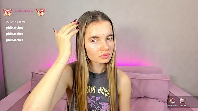 Snapshot of Erika_Carpenter chatting on 12-14-24, 03:07 Erika Carpenter online show from 12-14-24, 03:07