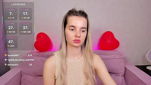 Snapshot of Erika_Carpenter chatting on 02-24-25, 12:09 Erika Carpenter online show from 02-24-25, 12:09