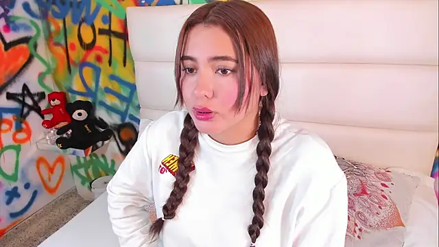 Liana Bernocchi online show from 02-02-26, 08:07