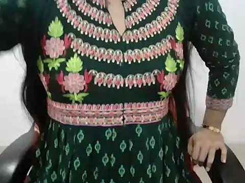 Snapshot of Chitrani- chatting on 03-03-26, 06:36 Chitrani- online show from 03-03-26, 06:36