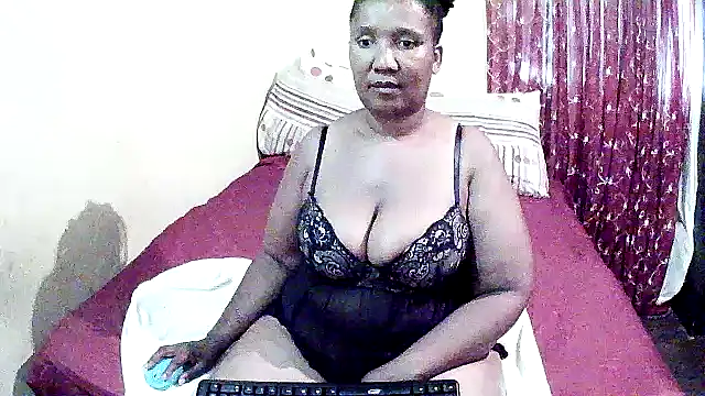 Snapshot of Pinkpussyxx chatting on 01-19-25, 06:31 Pinkpussyxx online show from 01-19-25, 06:31