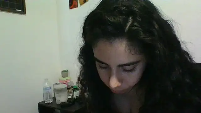 Snapshot of catrinasexy19 chatting on 12-21-24, 07:16 catrinasexy19 online show from 12-21-24, 07:16