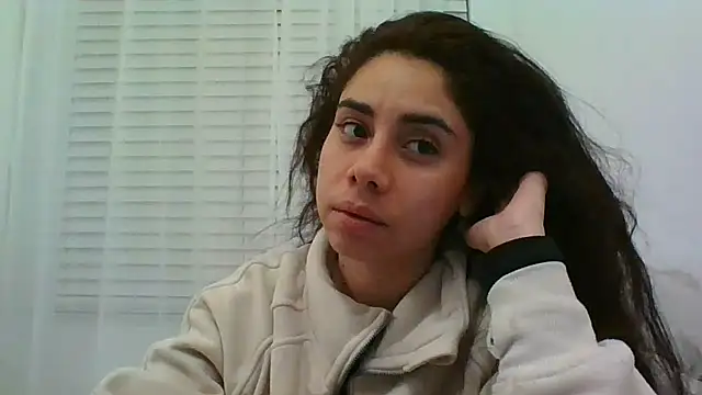 Snapshot of catrinasexy19 chatting on 01-24-25, 05:31 catrinasexy19 online show from 01-24-25, 05:31