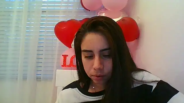 Snapshot of catrinasexy19 chatting on 02-23-25, 11:25 catrinasexy19 online show from 02-23-25, 11:25