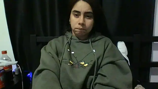 Snapshot of catrinasexy19 chatting on 03-17-25, 01:35 catrinasexy19 online show from 03-17-25, 01:35