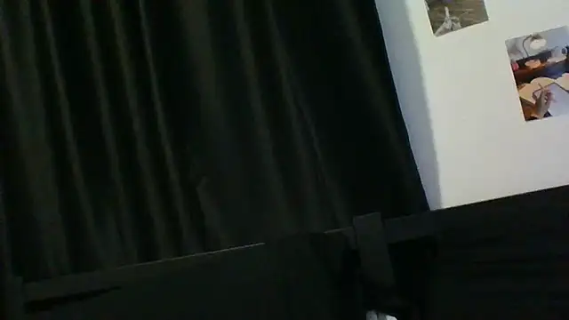 Snapshot of catrinasexy19 chatting on 03-21-25, 03:24 catrinasexy19 online show from 03-21-25, 03:24