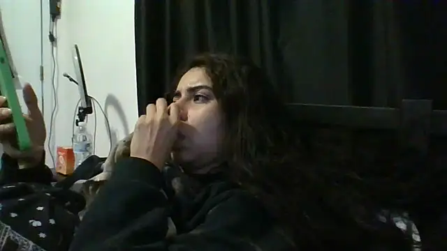 Snapshot of catrinasexy19 chatting on 03-21-25, 07:57 catrinasexy19 online show from 03-21-25, 07:57